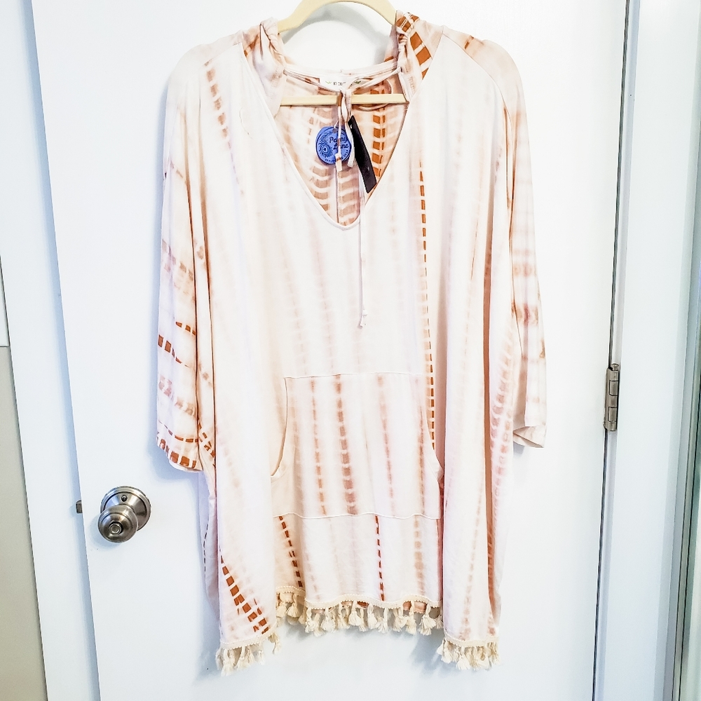 NWT BD Collection Tie Dye Fringe Poncho Hoodie